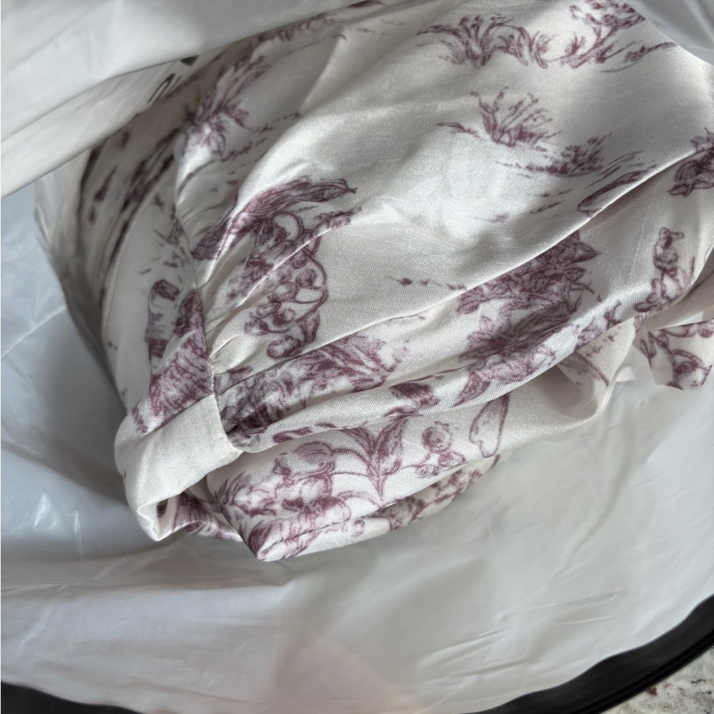 Commense White Maxi Dress with Lavender Floral Motif - Picture 6 of 10